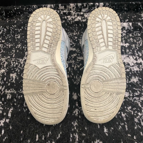 Nike Dunk High Skinny Glacier Ice Polka Dot - Picture 4 of 7